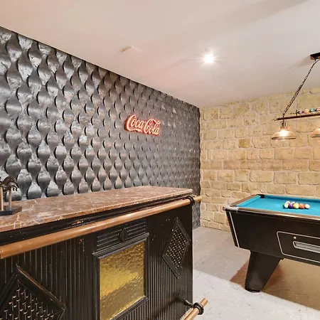 Charming - Ac - 2br-6p - Near Bastille