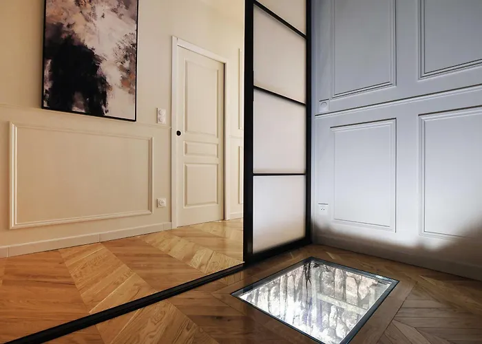 Charming - Ac - 2br-6p - Near Bastille